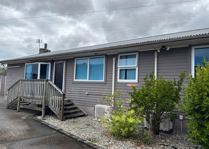  at 64 Edgewater Drive, Pakuranga, Manukau City, Auckland