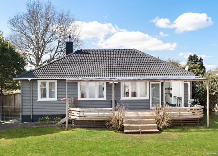  at 20 Village Way, Ardmore, Papakura