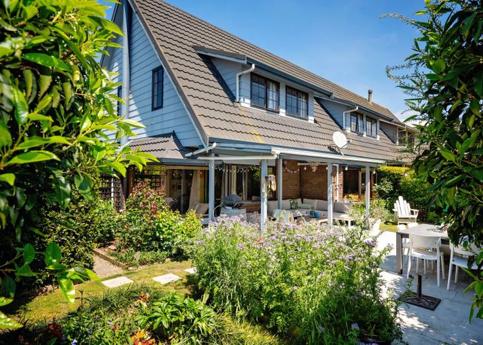  at 1228A Howard Street, Parkvale, Hastings