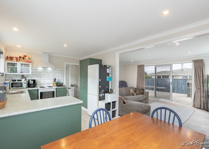  at 182 Major Drive, Kelson, Lower Hutt