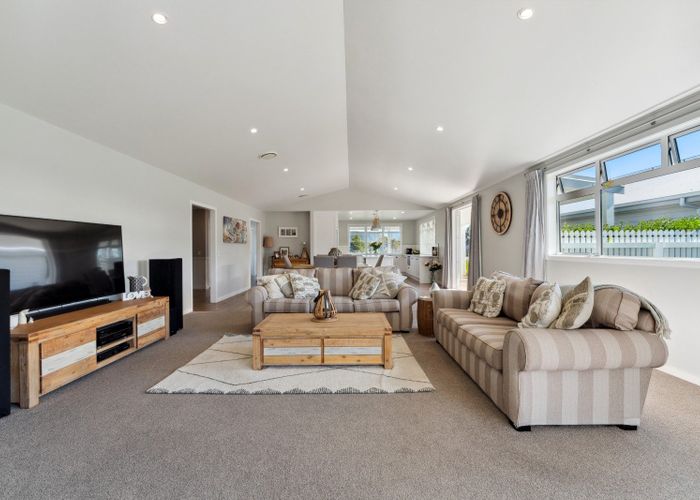 at 8 Pukatea Lane, Kinloch, Taupo, Waikato