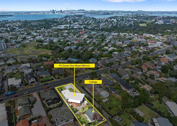  at 95 Ocean View Road, Hillcrest, North Shore City, Auckland