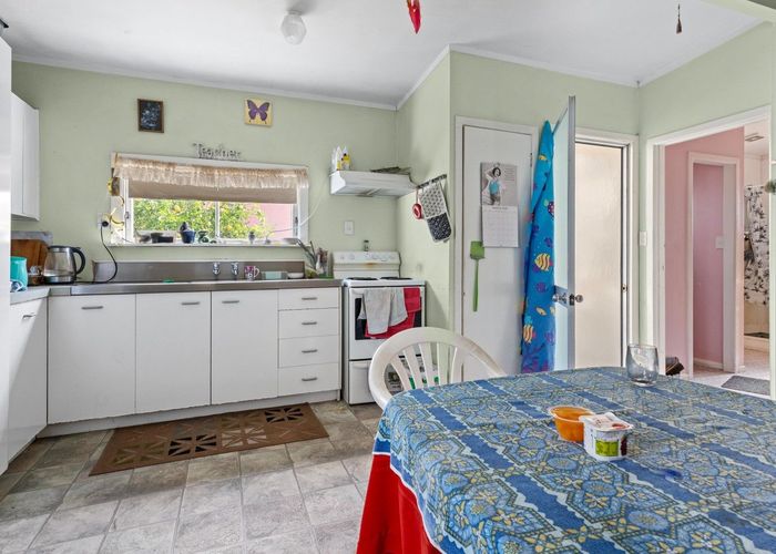  at 76 Taupiri Street, Te Kuiti