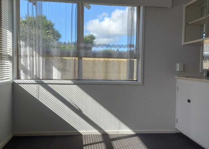  at 2/10 Opaheke Road, Papakura, Papakura, Auckland