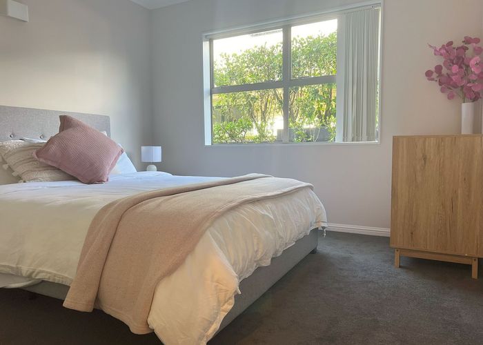  at 88 San Marino Drive West, Henderson, Waitakere City, Auckland