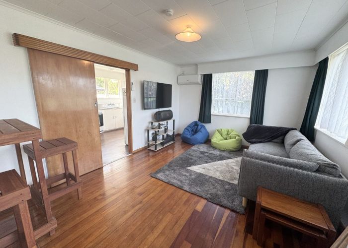  at 2/47a Shakespeare Avenue, Trentham, Upper Hutt, Wellington