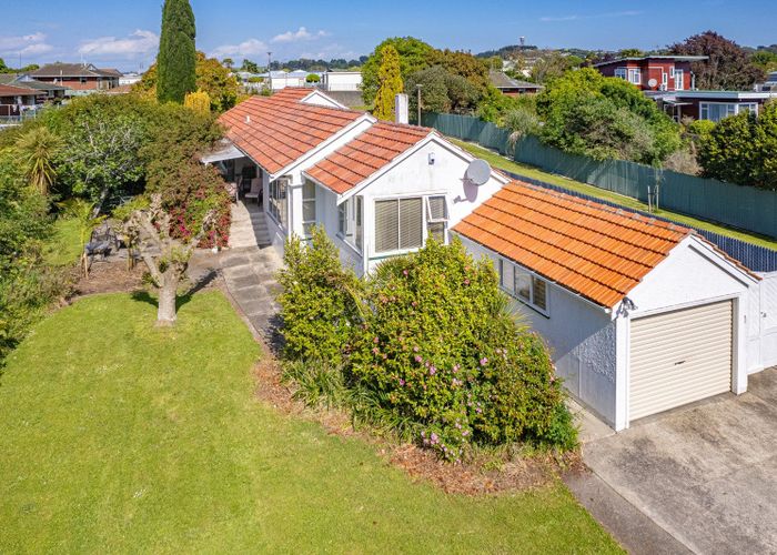  at 138 Anzac Parade, Whanganui East, Whanganui, Manawatu / Whanganui