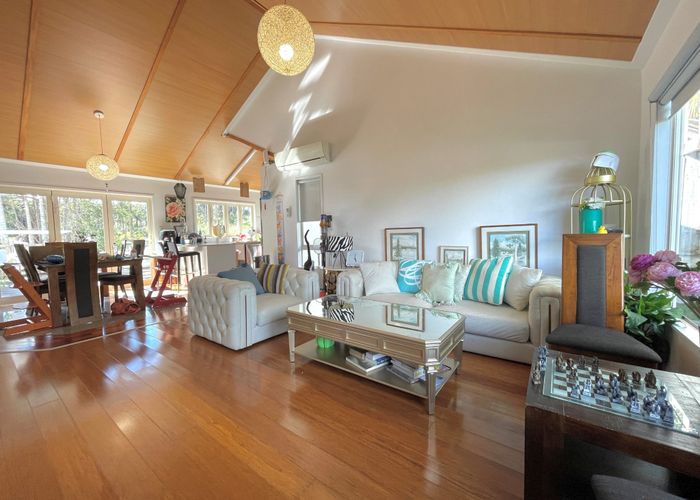  at 89 Glendhu Road, Glenfield, North Shore City, Auckland