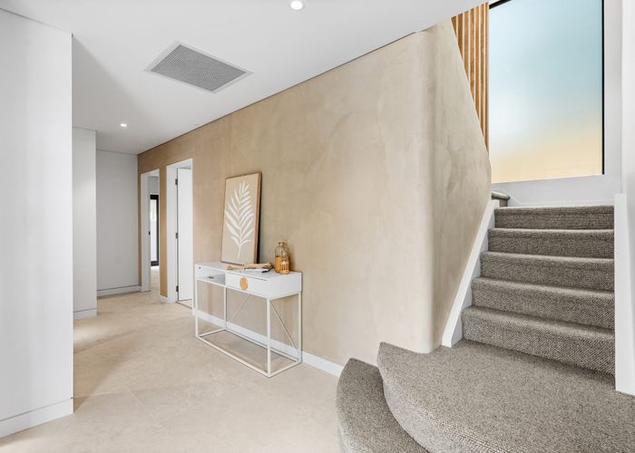  at 37 Macmillan Avenue, Cashmere, Christchurch City, Canterbury