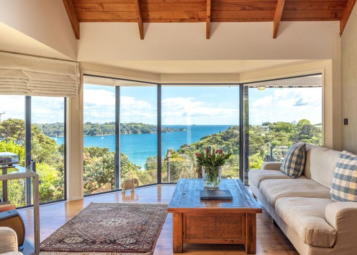  at 14 Tawa Street, Oneroa, Waiheke Island, Auckland