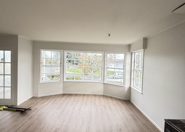  at 1 Fairlight Place, Manurewa, Manukau City, Auckland