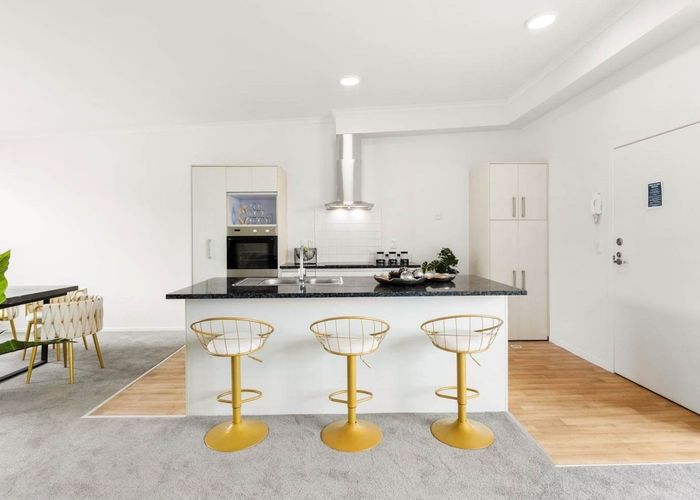  at 11/130 Stancombe Road, Flat Bush, Manukau City, Auckland