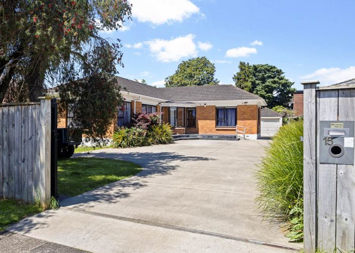  at 15 Glen Avenue, Papatoetoe, Manukau City, Auckland