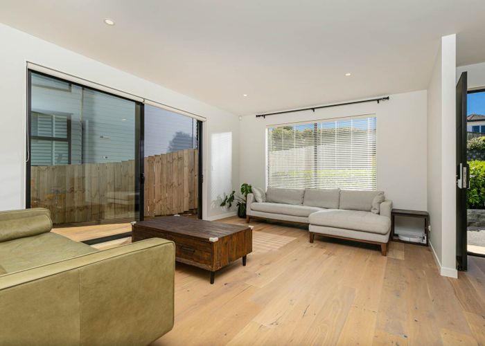  at 14A Mackay Drive, Greenhithe, Auckland