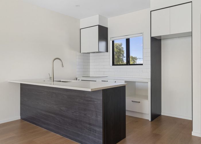  at 4/21 Erima Avenue, Point England, Auckland City, Auckland