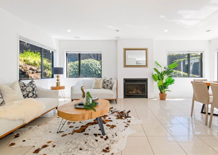  at 16B Irirangi Road, Greenlane, Auckland City, Auckland