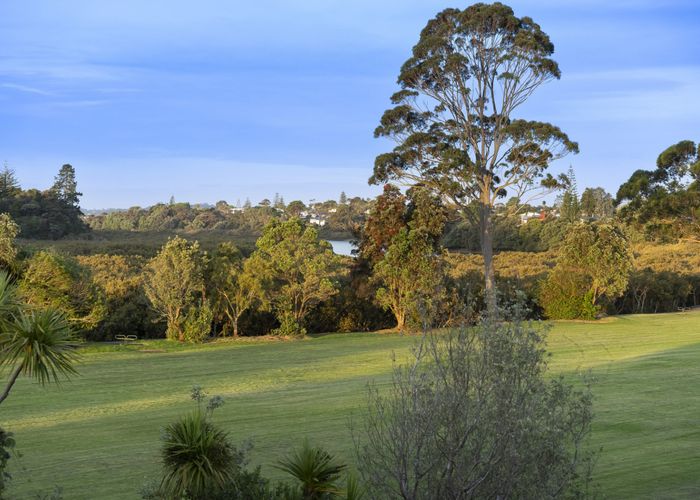  at 8/51 Taipari Road, Te Atatu Peninsula, Waitakere City, Auckland