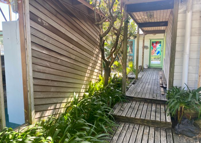  at 21 Rangitane Street, Maupuia, Wellington