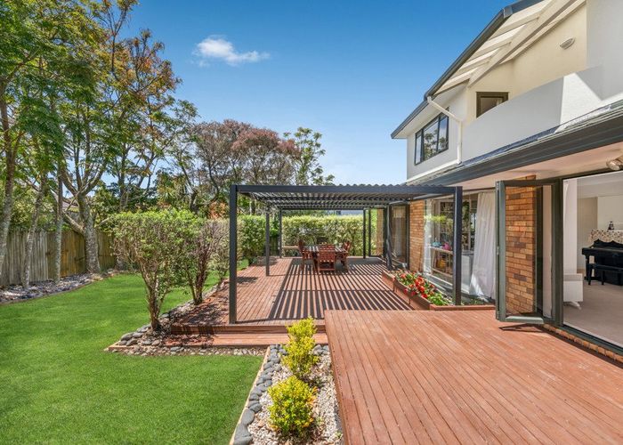  at 17 Annalong Road, Dannemora, Auckland