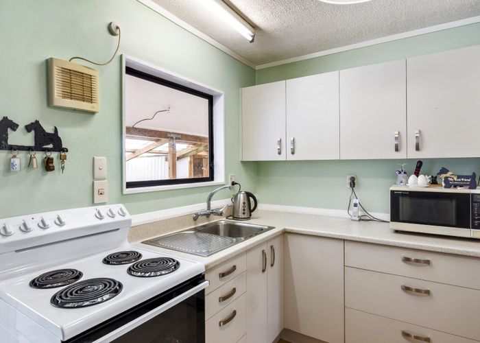  at 110 Raumati Road, Raumati Beach, Paraparaumu