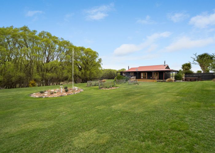  at 3440 Becks-Lauder Road, Lauder, Omakau