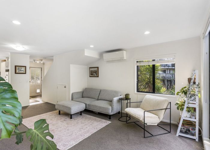  at 48/8 Flynn Street, Birkdale, Auckland