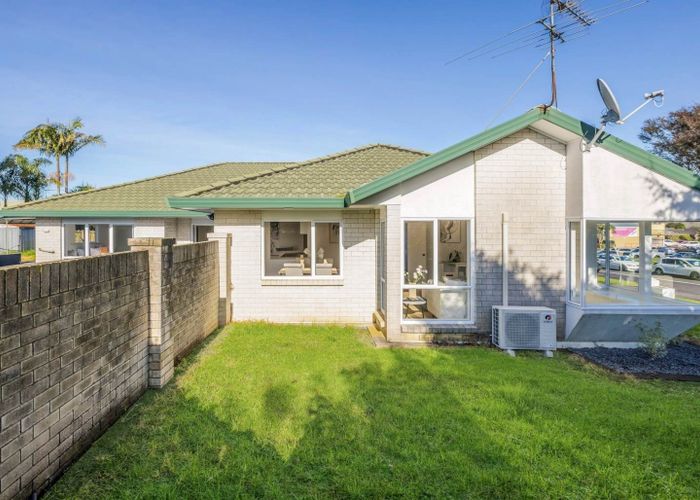  at 3 Orohena Close, Northpark, Manukau City, Auckland