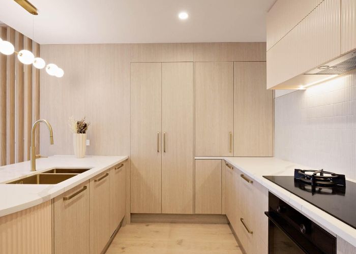  at 23/2 Koheru Place, Long Bay, North Shore City, Auckland