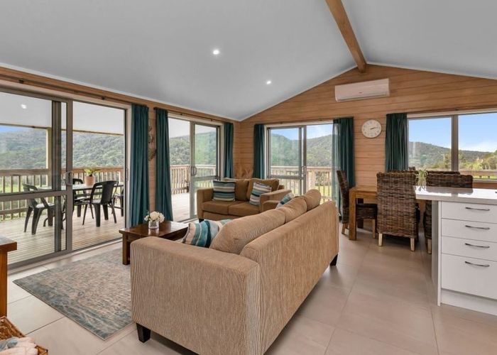  at 27 Bellevue Way, Whangarei