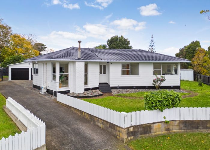  at 17 Nan Place, Pakuranga Heights, Manukau City, Auckland