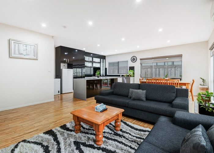  at 30 Salamanca Road, Sunnynook, North Shore City, Auckland