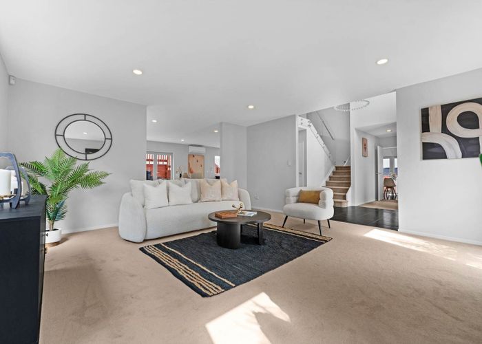  at 14 Springvale Drive, Albany, North Shore City, Auckland