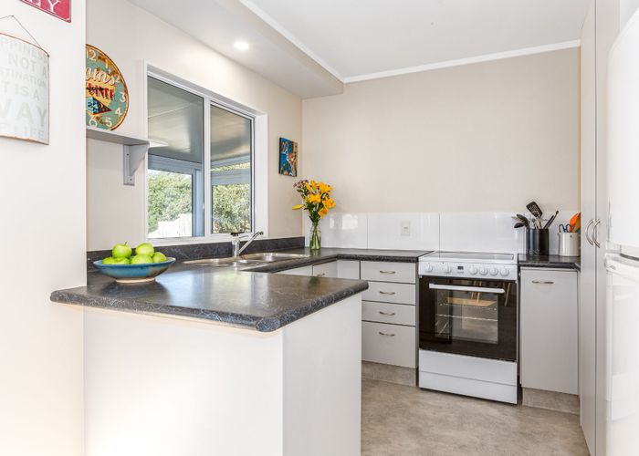  at 28 Doncaster Terrace, Ascot Park, Porirua