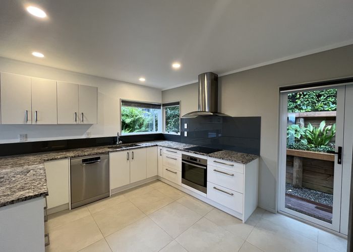  at 84 Pemberton Avenue, Bayview, North Shore City, Auckland