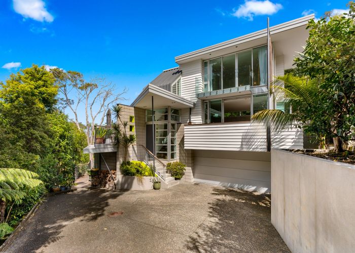  at 12B Parr Terrace, Castor Bay, Auckland