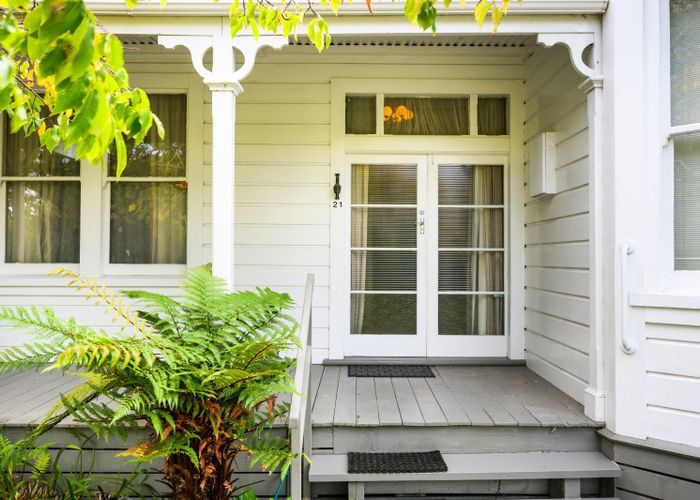  at 19-21 Pahiatua Street, Hokowhitu, Palmerston North, Manawatu / Whanganui