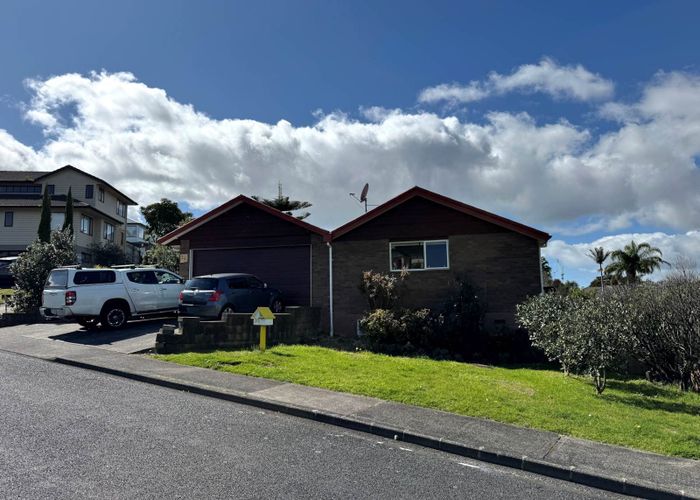  at 26 Vintage Drive, Henderson, Waitakere City, Auckland