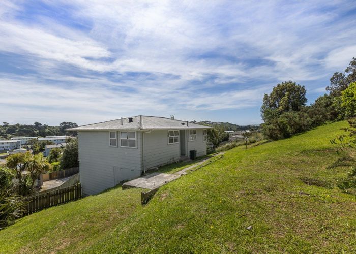  at 8 Penguin Grove, Waitangirua, Porirua, Wellington