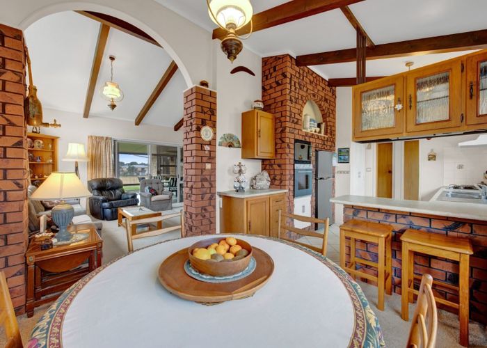  at 24A St Ives Grove, Whalers Gate, New Plymouth