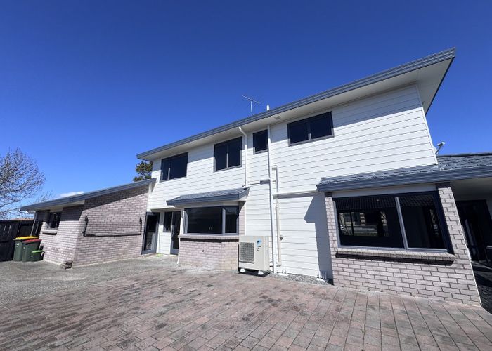  at 18A Bushlands Park Drive, Albany, North Shore City, Auckland