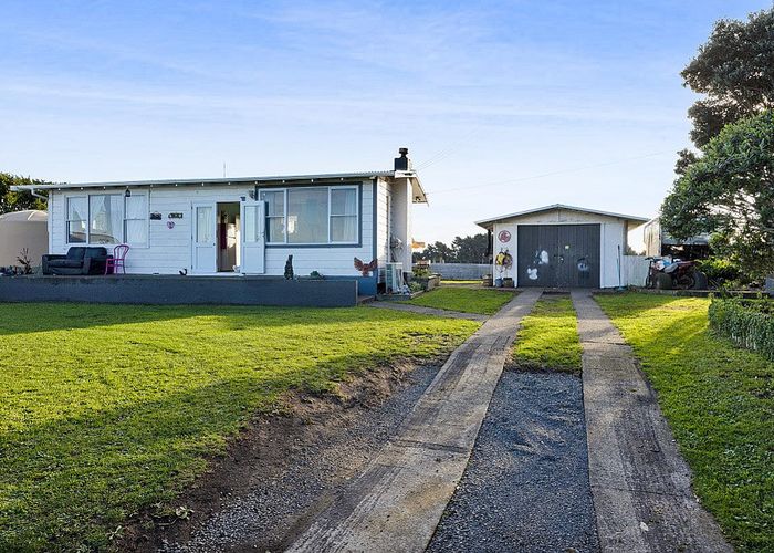  at 215 Kakaramea Road, Patea