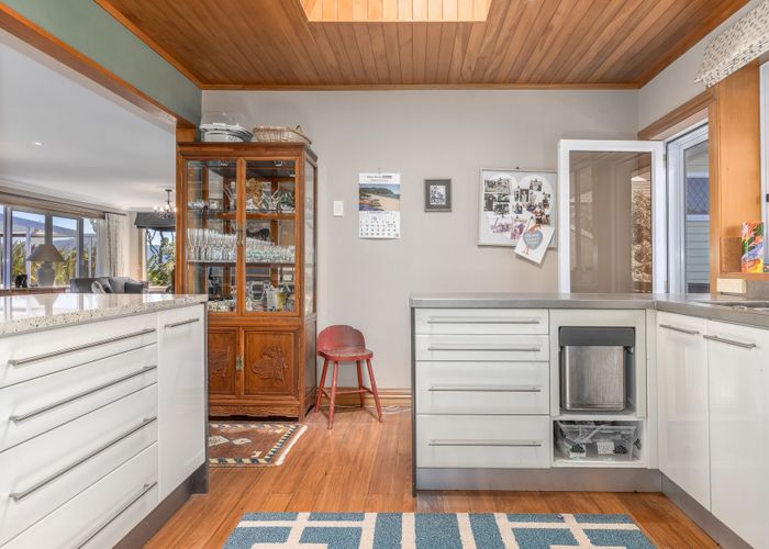  at 24 Newry Road, Raumati Beach, Paraparaumu