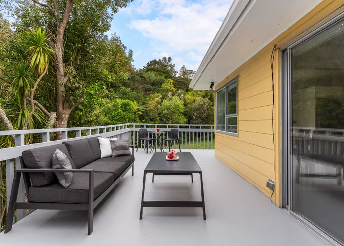  at 1/21 Woodcote Drive, Glenfield, North Shore City, Auckland