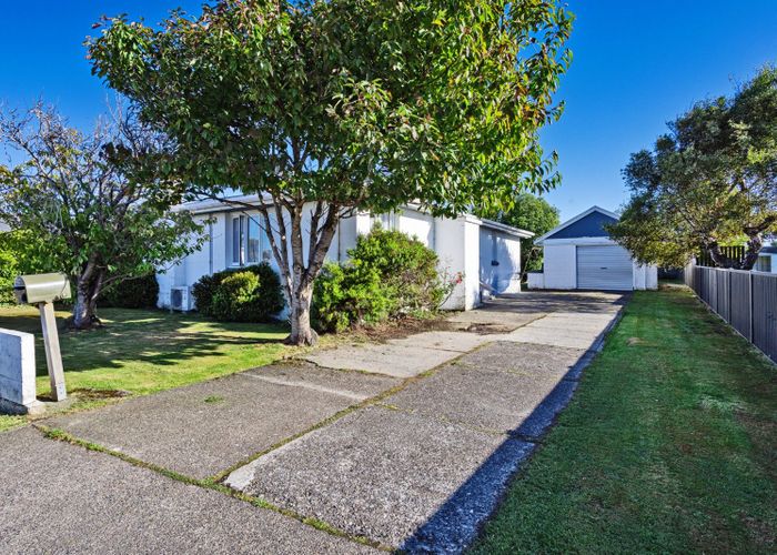  at 220 Dome Street, Newfield, Invercargill