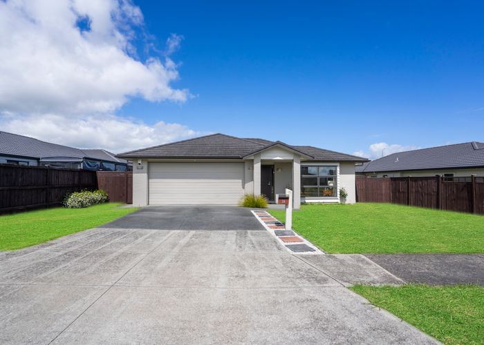  at 24 Scotsmoor Drive, Wattle Downs, Auckland