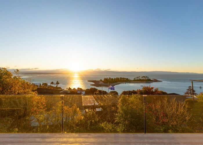  at 82 Princes Drive, Britannia Heights, Nelson, Nelson / Tasman