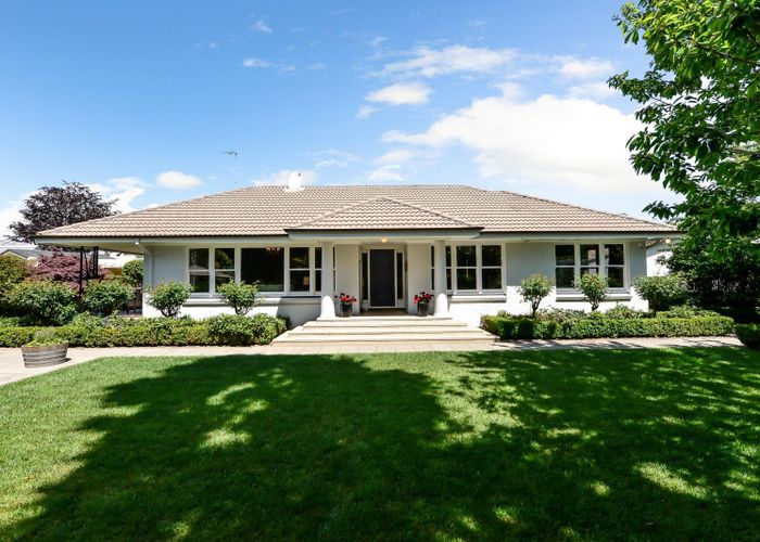  at 18 Fairfield Road, Fairfield, Hamilton