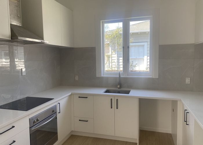  at 30 Halesowen Avenue, Sandringham, Auckland