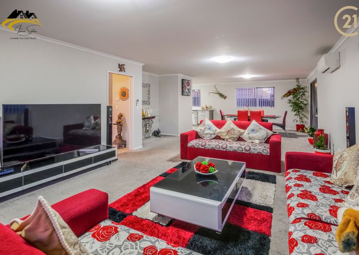  at 33A Hain Avenue, Mangere East, Auckland