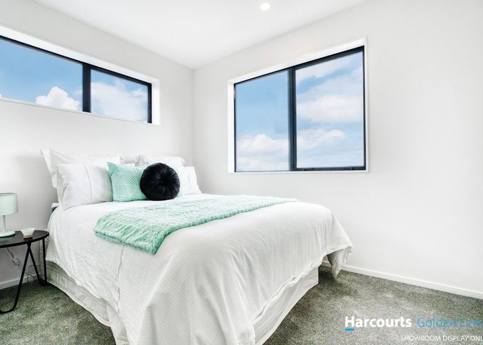  at 25&27 Jandell Crescent, Bucklands Beach, Manukau City, Auckland